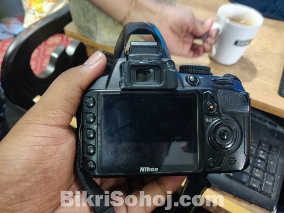 Nikon d3100